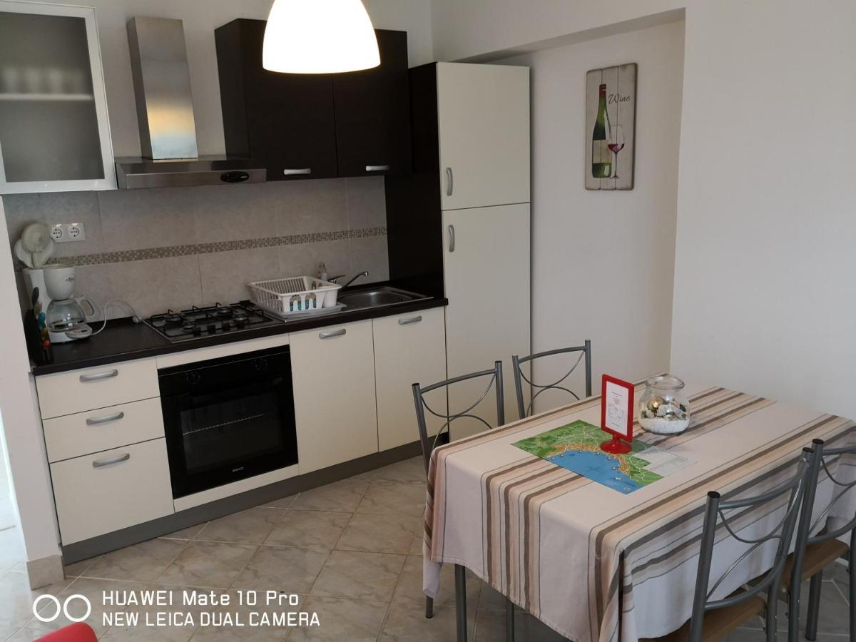 Apartmans Luce E Stella Malinska Exterior foto